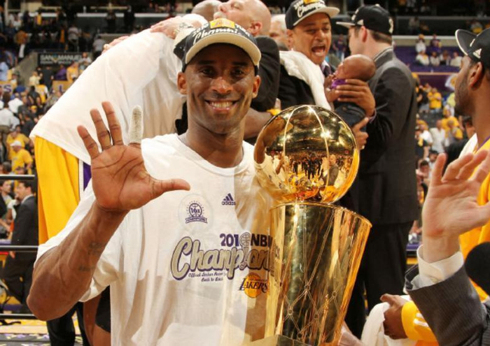 星空投注-强度拉满！NBA史上最激烈的总决赛，开场不到3秒就打起来了|湖人|凯尔特人|科比·布莱恩特|洛杉矶湖人队|波士顿凯尔特人队_新浪体育_新浪新闻