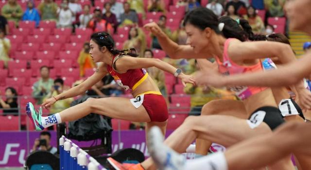 星空官网-吴艳妮跌至亚洲第三她盼室外出彩 44天后战肇庆？厦申外卡给谁？|钻石联赛|田径|肇庆站|上海站|预赛_新浪体育_新浪新闻