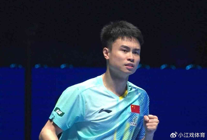 星空体育-周启豪赢了川上流星，老将守住阵地，少年火力全开，交锋才刚开始|张本美和|国乒|选手|比赛|王皓_新浪新闻
